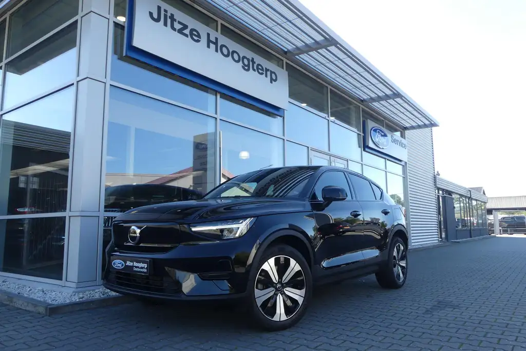 Volvo C40 Recharge Plus 69 kWh ELEKT. TREKHAAK, PANO, LEER,