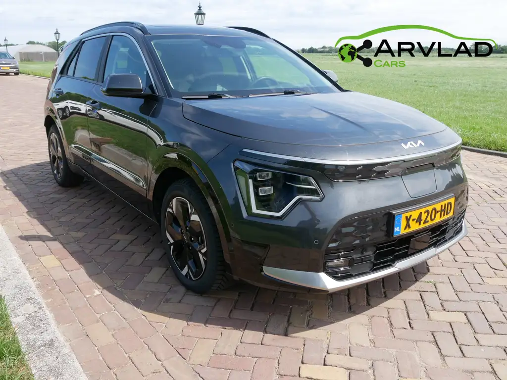 Kia e-Niro EV ExecutiveLine 64.8 kWh FULL OPTIONS NW. € 50.00