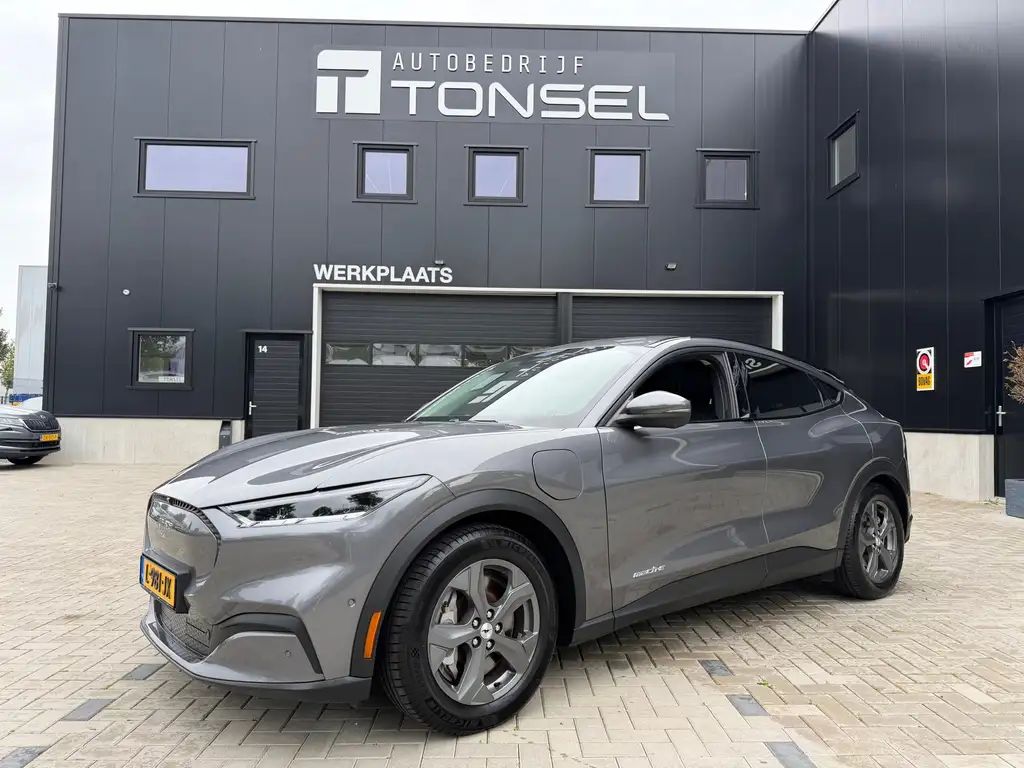 Ford Mustang Mach-E RWD 75 kWh / Trekhaak / B&O / WinterPack / Leder /