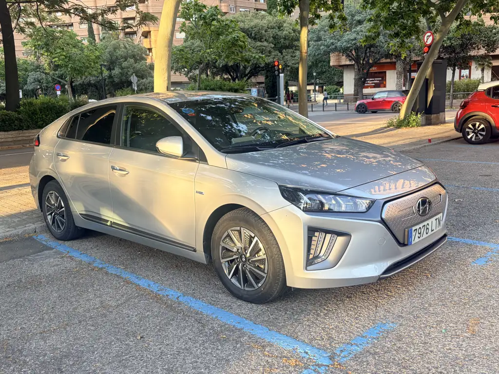 Hyundai IONIQ EV 100kW Tecno