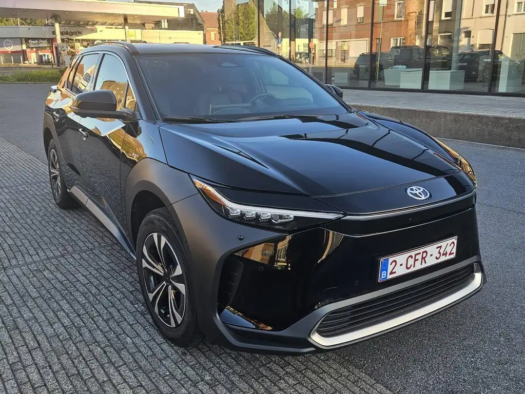Toyota bZ4X BZ4X 71.4 kWh 2WD Business Plus