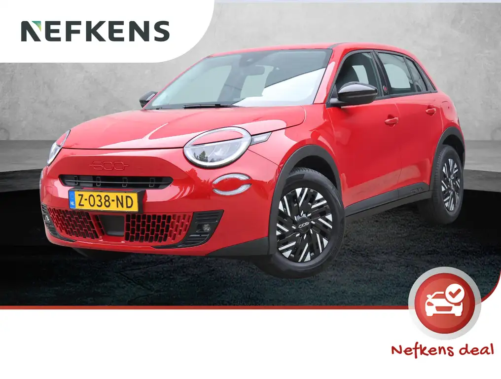 Fiat 600e RED 54 kWh 156pk | Accu 96% | Parkeersensoren acht