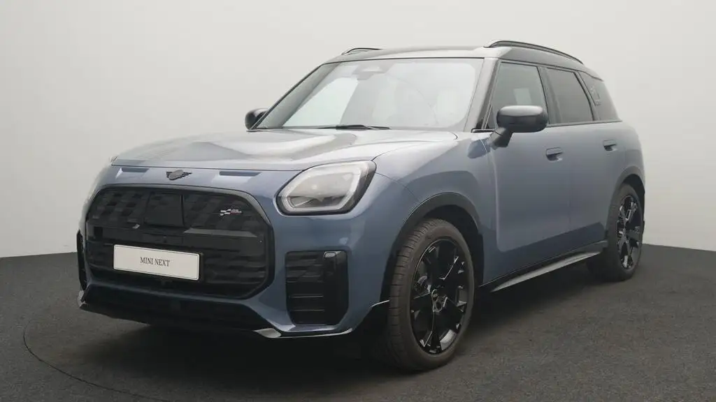 MINI Countryman E John Cooper Works Trim
