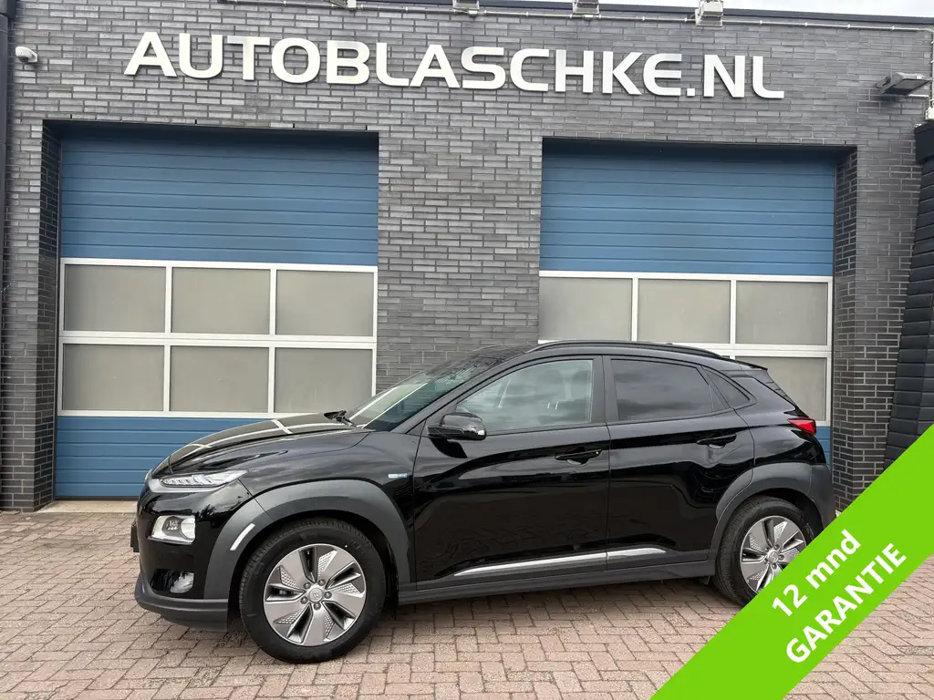 Hyundai KONA EV Premium 64 kWh, navi, cruise, camera, climate,