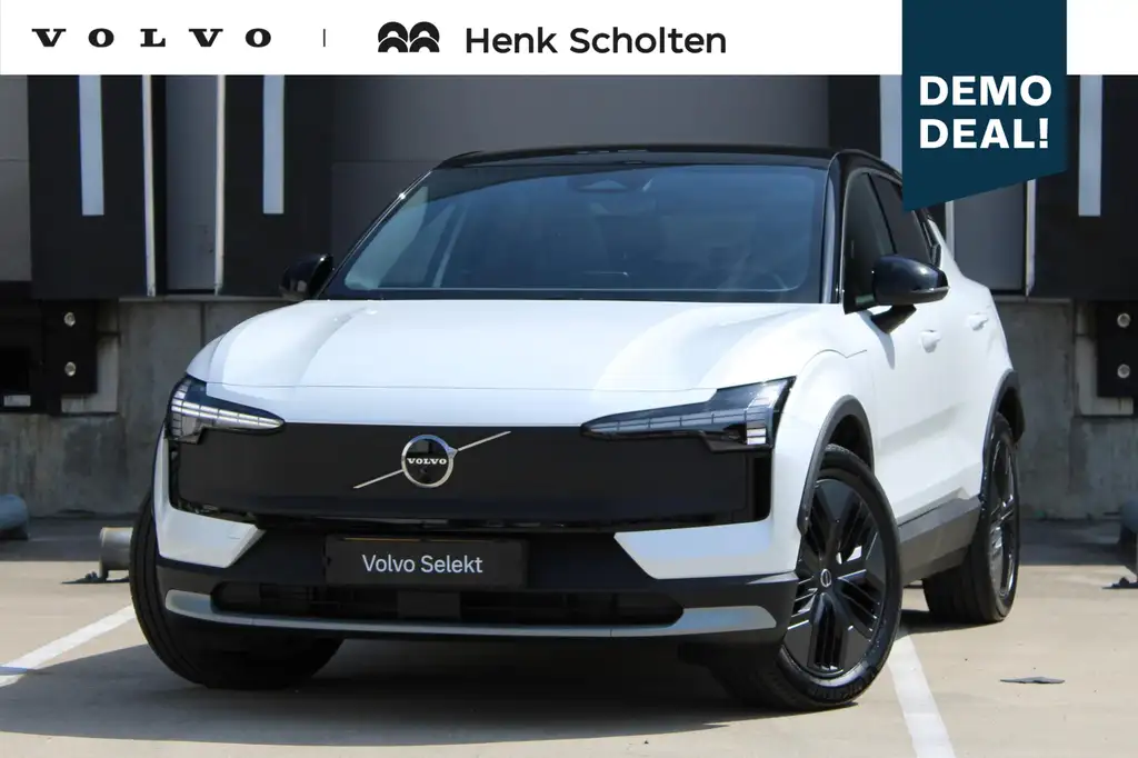 Volvo EX30 Cross Country Twin Motor Performance Ultra 69 kWh