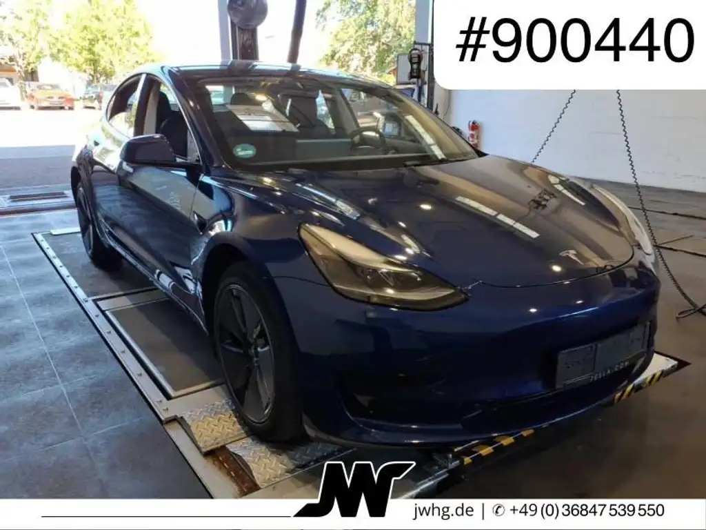 Tesla Model 3 Wärmepumpe Pano Shanghai Autopilot3 ACC