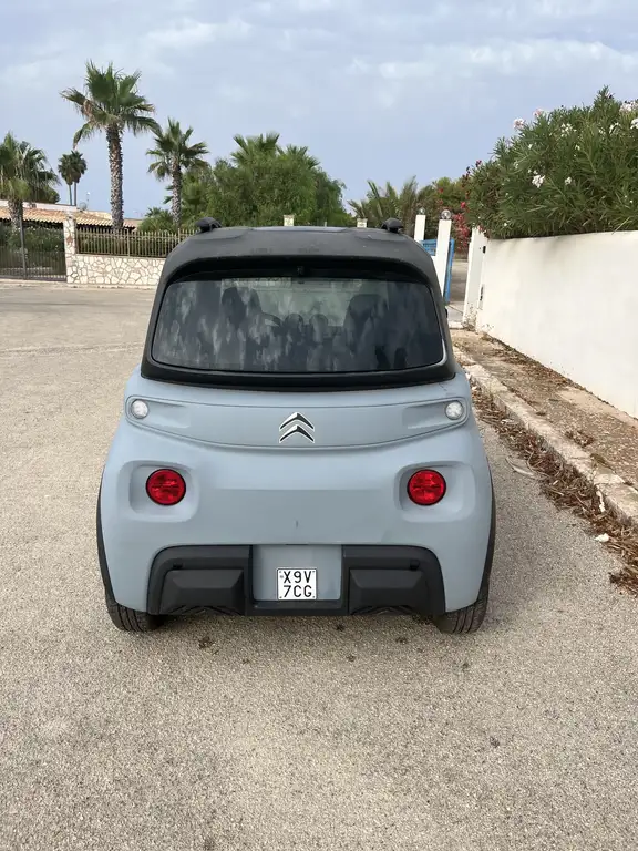 Citroen Ami tonic