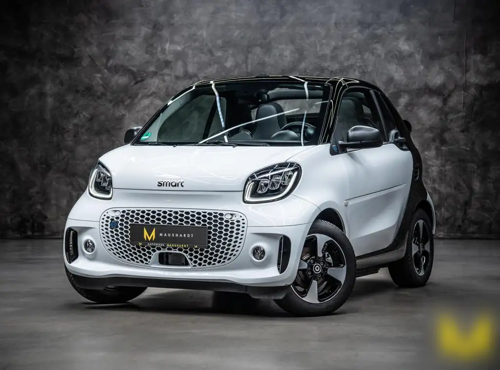 smart forTwo EQ cabrio passion EXCLUSIVE |WHITEnBLACK|