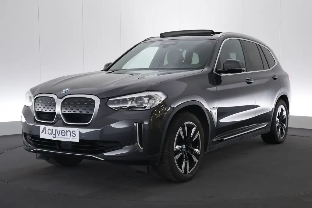 BMW iX3 80 kWh LEDER/CUIR LED GPS PDC CAM Pano BLIS Verw.