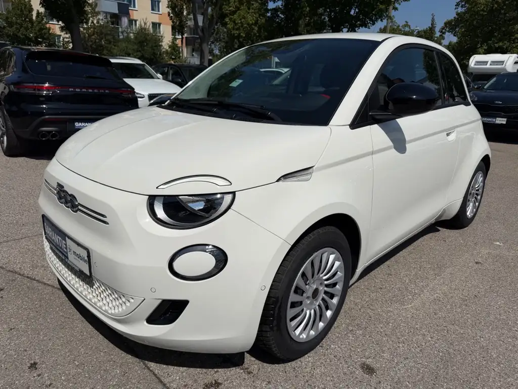 Fiat 500e 500 Red 70KW~Kam~Ambien~Komfortpak~Spur~Totwink~