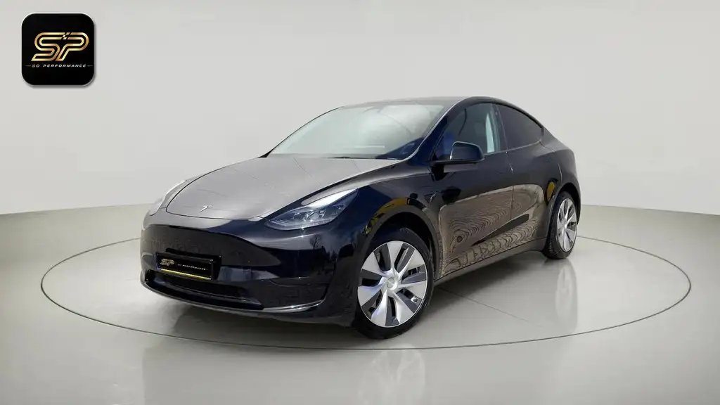 Tesla Model Y Standard