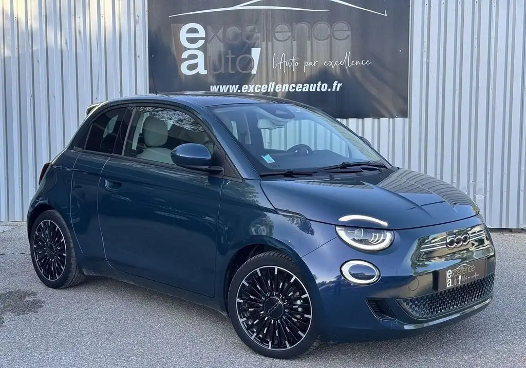 Fiat 500e E 118CH 3+1 ICONE PLUS