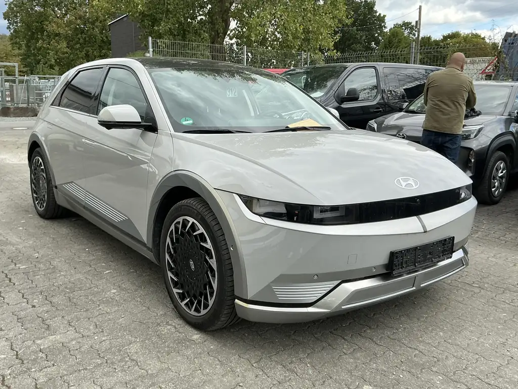 Hyundai IONIQ 5 Uniq Solardach Leder Memory BOSE AHK 4WD