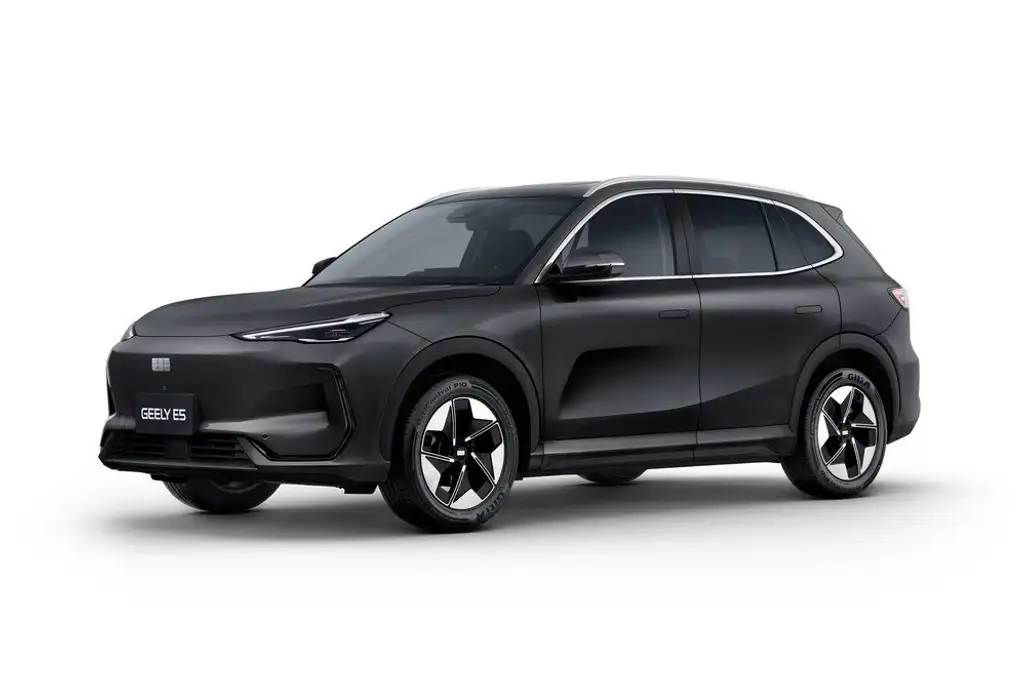 Geely E5 Pro+ 360°-Kamera Navi ACC