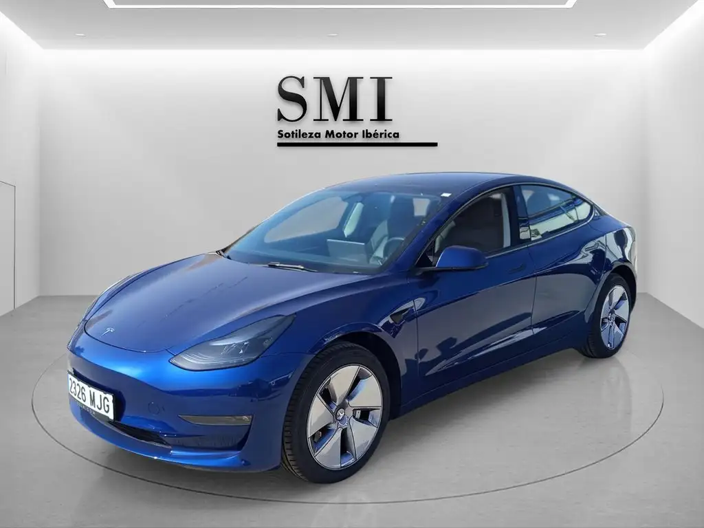 Tesla Model 3 Standard Range Premium RWD