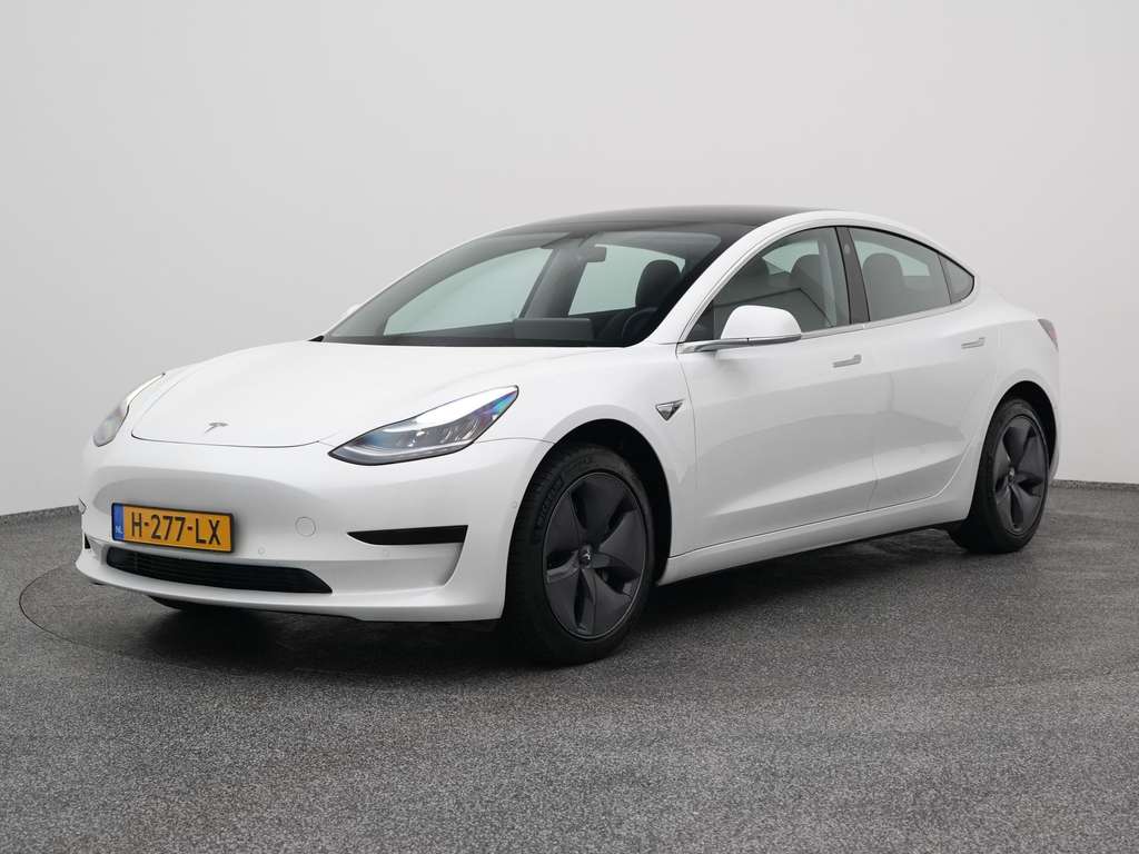 Tesla Model 3 Standard RWD Plus 60 kWh | PANO | CAMERA | STOELVE
