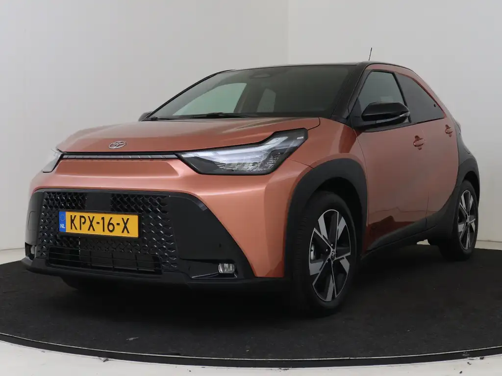 Toyota Urban Cruiser Dynamic 61 kWh EV-Deal | Direct Leverbaar | € 4.00
