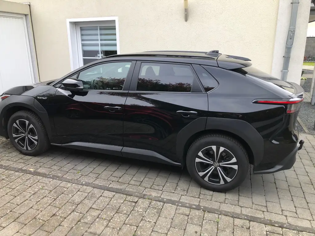 Toyota bZ4X bZ4X Comfort- und Technik-Paket