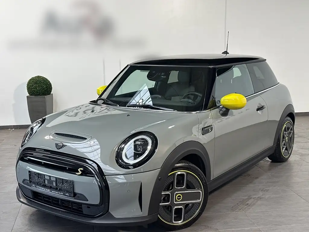 MINI Cooper SE Electric Trim NAV+LED+KAM+SHZ+KEYLESS+DAB+KLIMA