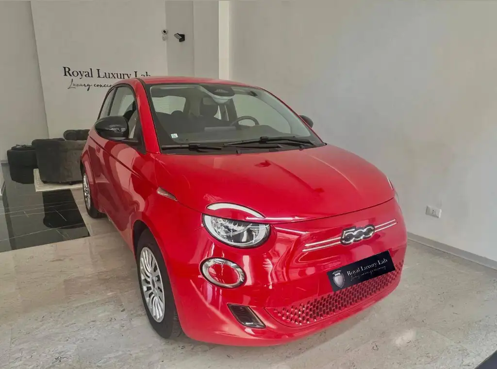 Fiat 500e 500 IV 2020 23,8 kWh (Red)