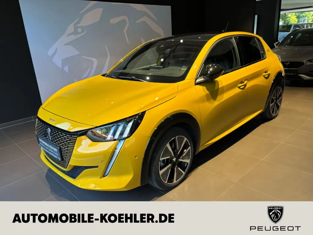 Peugeot e-208 e- GT  KAMERA  ACC SITZHEIZUNG NAVI DAB LED