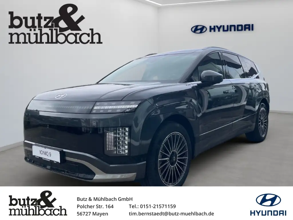 Hyundai IONIQ 9 UNIQ Pano 7-Sitzer 110kWh Akku 307PS 4WD -MAYEN