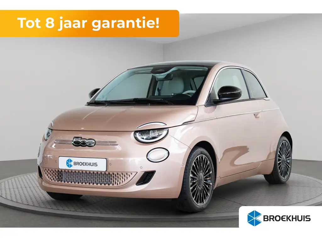 Fiat 500e La Prima 42 kWh | SOH 100% | Panoramadak | Camera