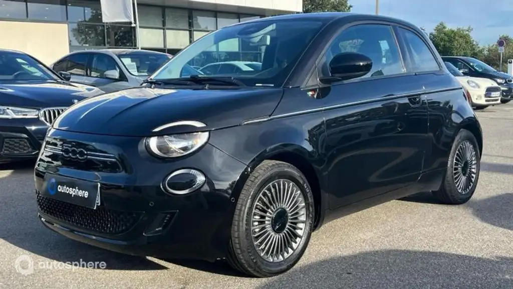 Fiat 500e e 118ch La Prima