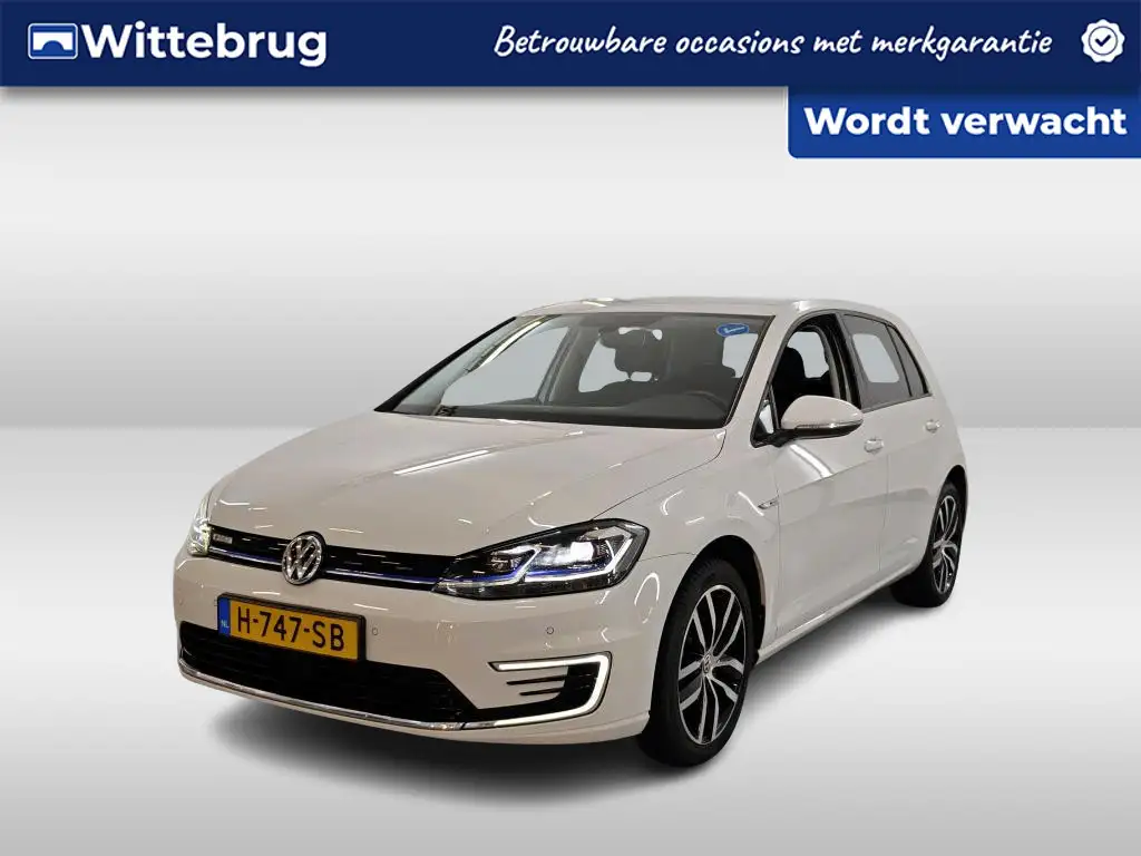 Volkswagen e-Golf E-DITION / AUTOMAAT/ SOH 92%/ CRUISE/ NAVI/ CLIMAT