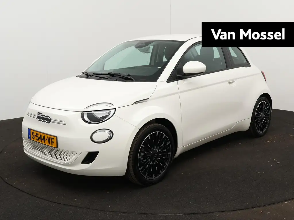 Fiat 500e Icon 42 kWh | Navigatie | Winterpack Stoelverwarmi