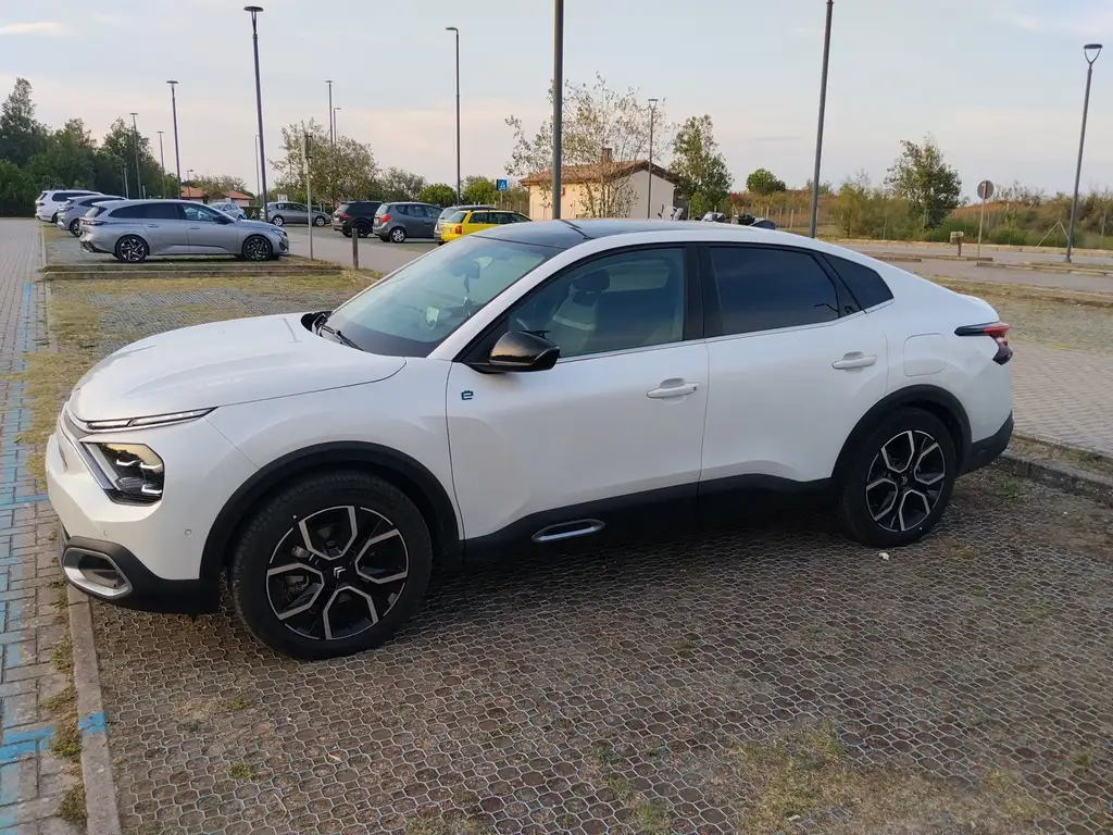 Citroen E-C4 X Shine