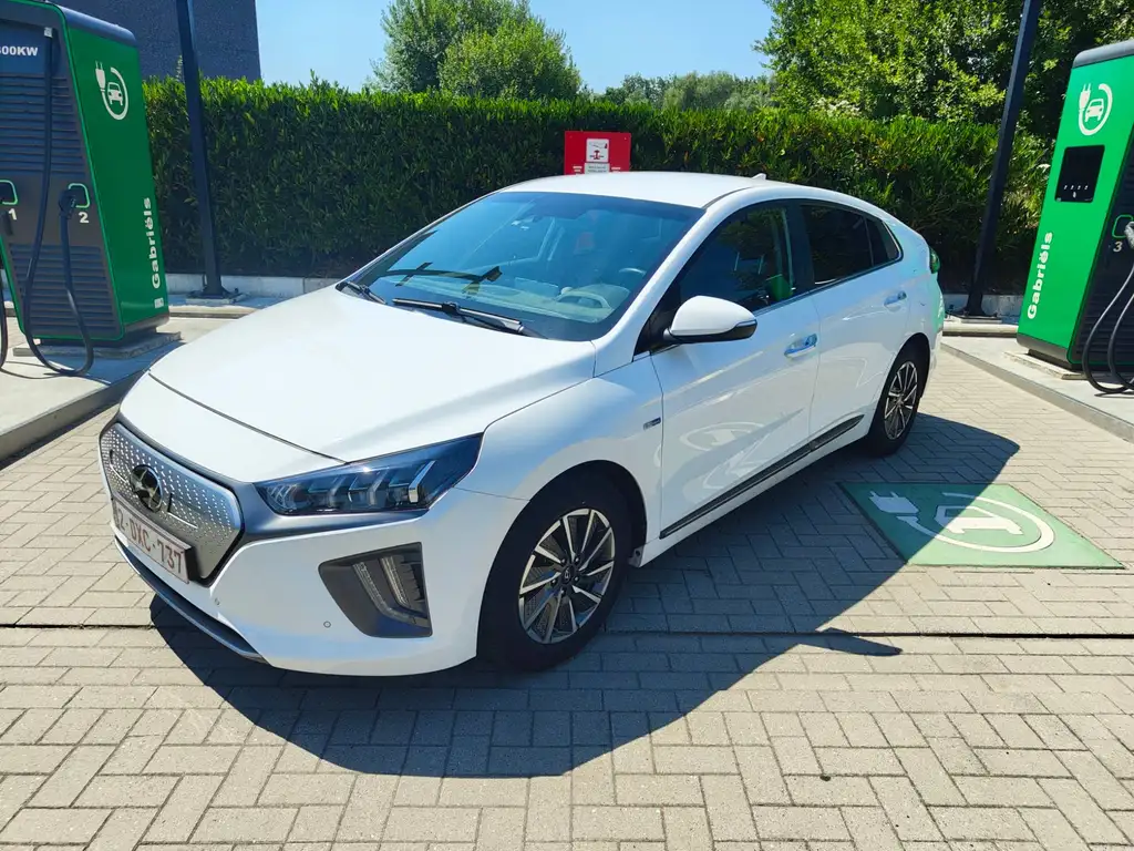Hyundai IONIQ Shine