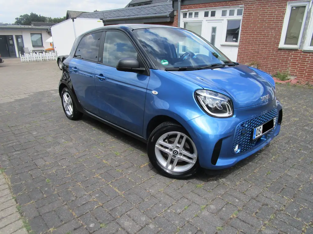 smart forFour electric drive/EQ+22KW+LED+Pano+Tempomat+Kamera+SHZ