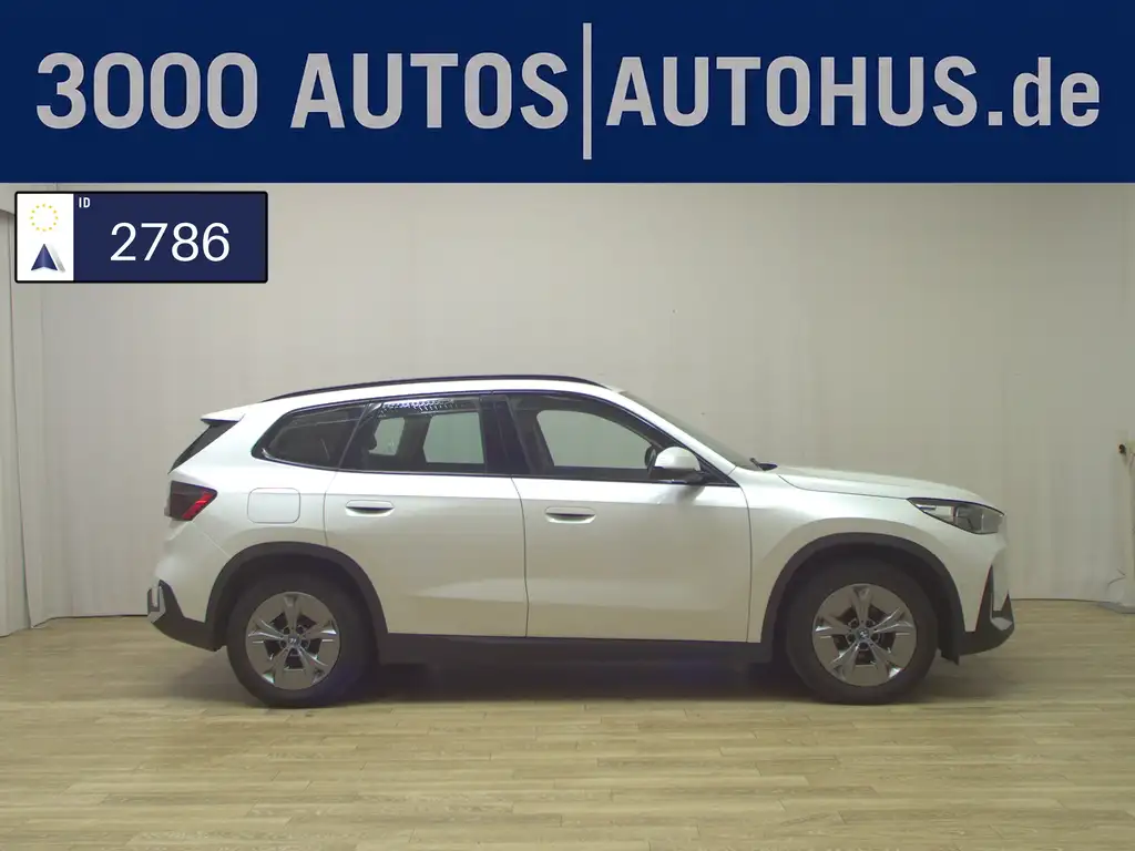 BMW iX1 xDrive Navi Shz RFK LED