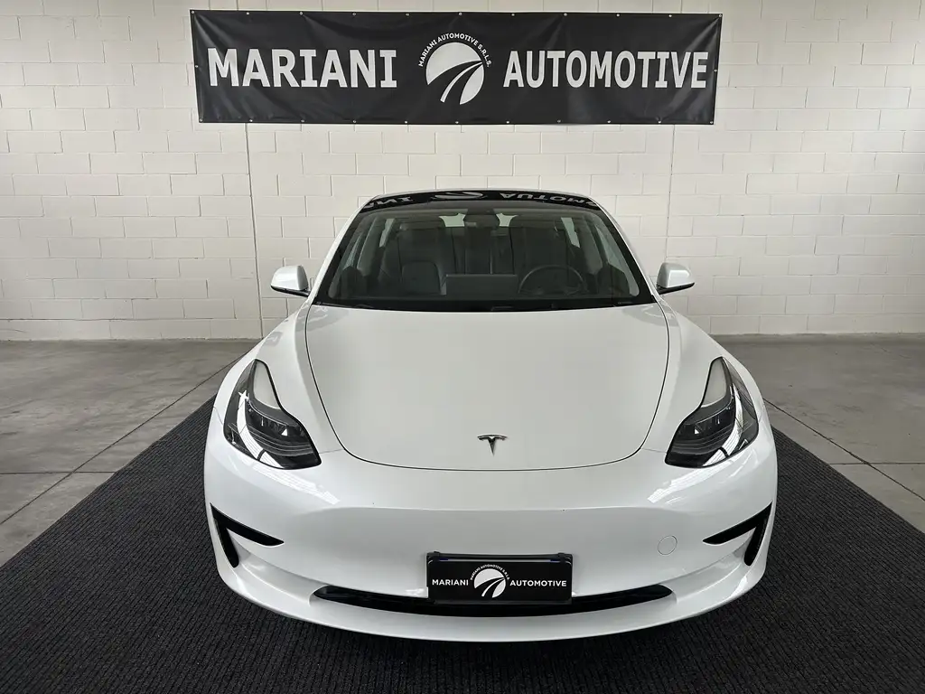 Tesla Model 3 Standard rwd Plus