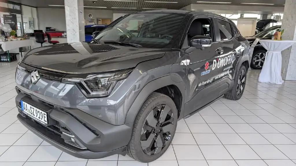 Suzuki eVitara 128 kW eAxle Comfort+