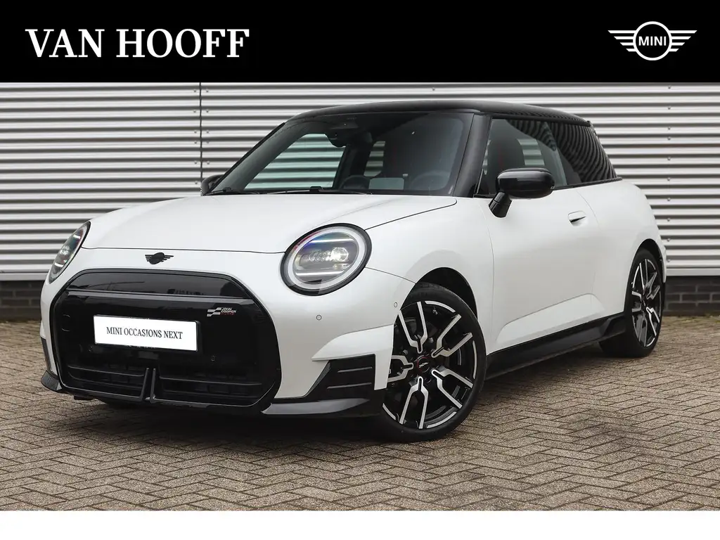 MINI Cooper Hatchback / John Cooper Works / Pakket M / 18 inch
