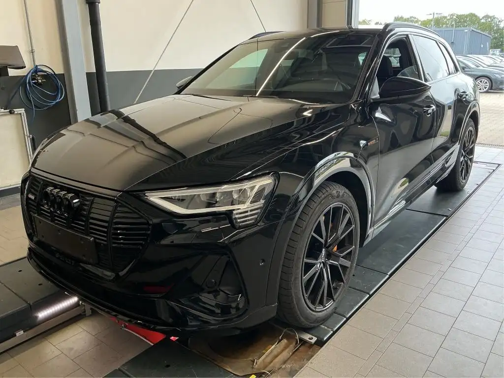 Audi e-tron 50 Q 2x S LINE BLACK EDITION ACC/AHK/KAM.