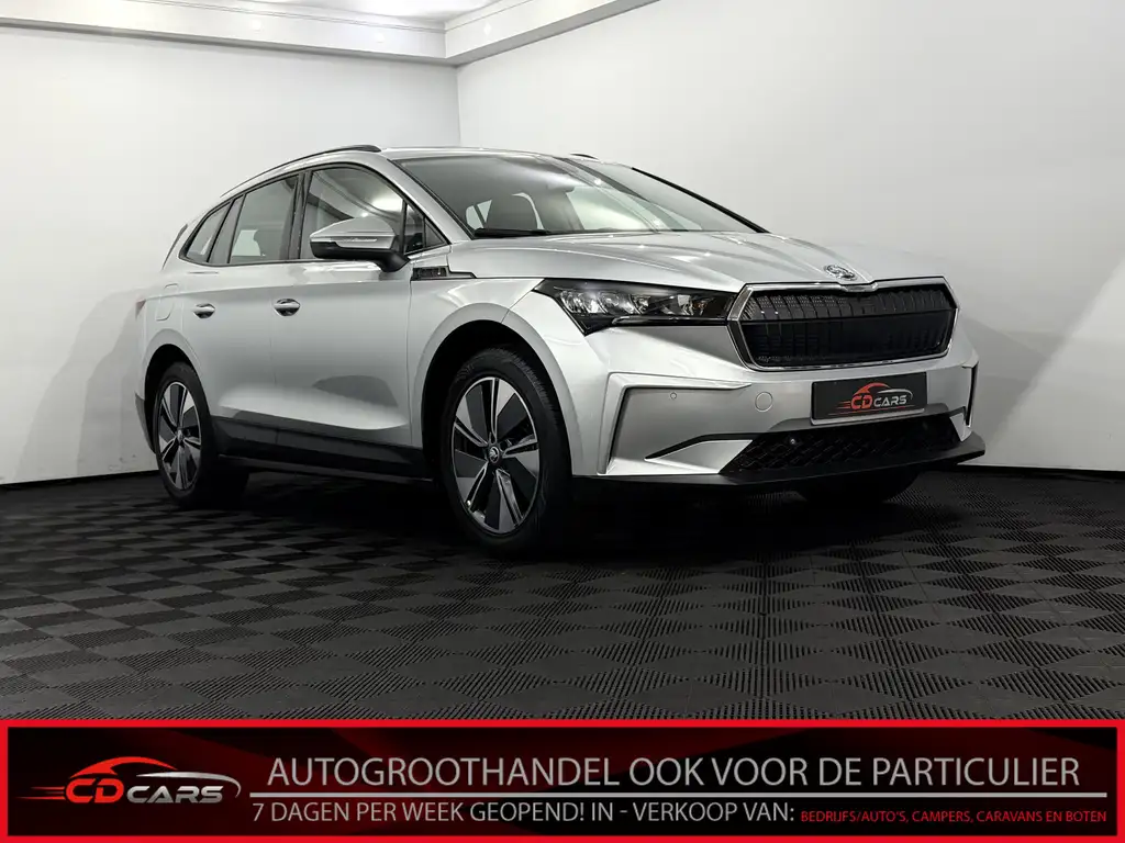 Skoda Enyaq iV 60 Camera, Navi, Half leder, Keyless start, Cru
