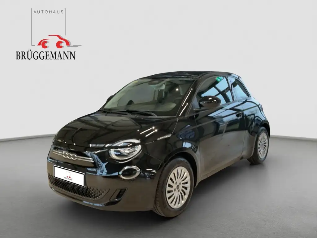 Fiat 500e Action + Radio- & Winterpaket