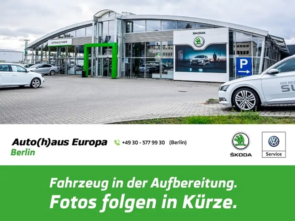 Skoda Enyaq 80 Loft AHK HUD ACC Pano Navi KAM Fahrassis. SHZ P