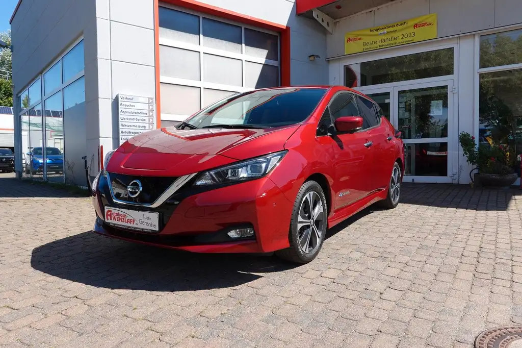 Nissan Leaf 2 TEKNA 40kWh, Bose, 1 Jahr Garantie
