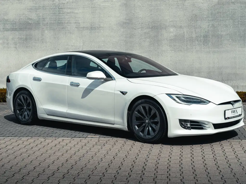 Tesla Model S 100 kWh Dual Motor AWD/ SOH 90% / Pano/ Sportzetels/ Camera/ ACC