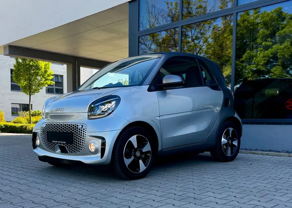 smart forTwo Coupe EQ*14.000KM*PANO*NAV*SHZ*LED*PDC*KAM