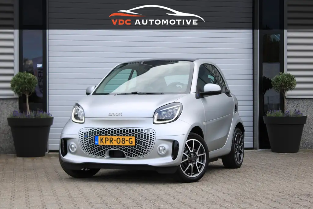 smart forTwo EQ BRABUS Mattrunner Brabus Mattrunner | Camera |
