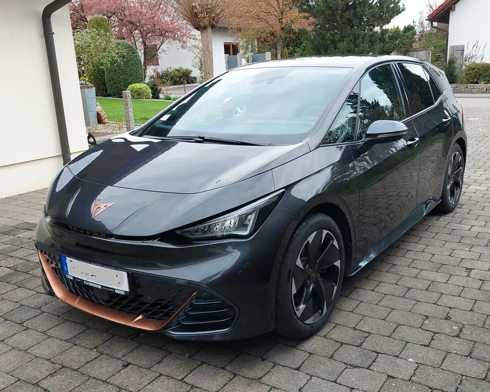 CUPRA Born Born 150kW/58kWh