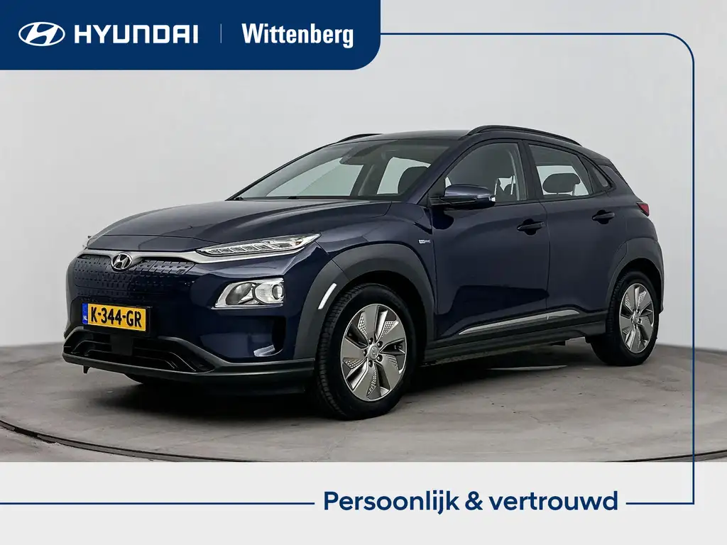 Hyundai KONA EV COMFORT 64 kWh | SoH 95%! | PDC | 3 FASE | WARM
