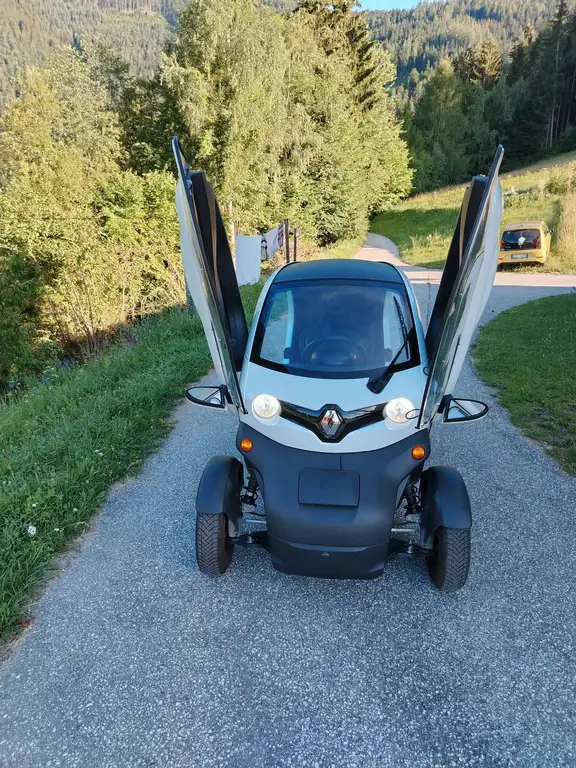 Renault Twizy ACVYB2