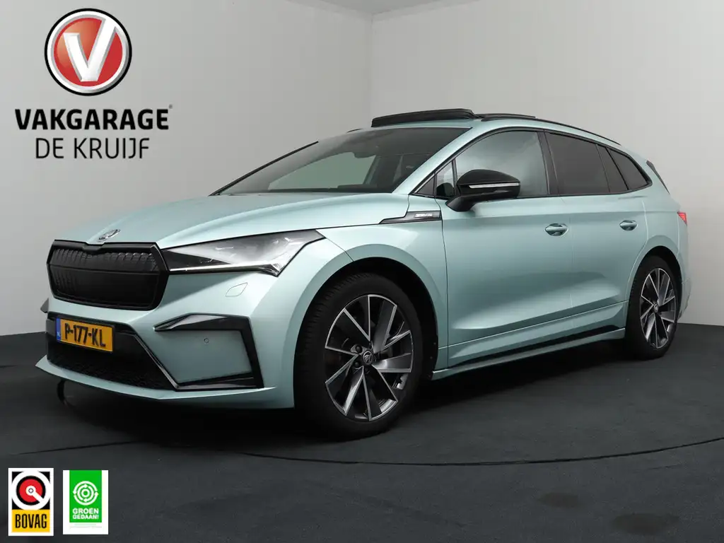 Skoda Enyaq iV 80 Sportline SOH 93.3% | Panoramadak | Trekhaak
