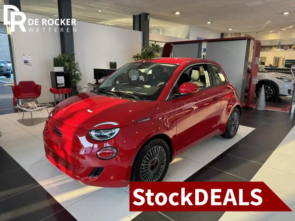 Fiat 500e 20990€ RED